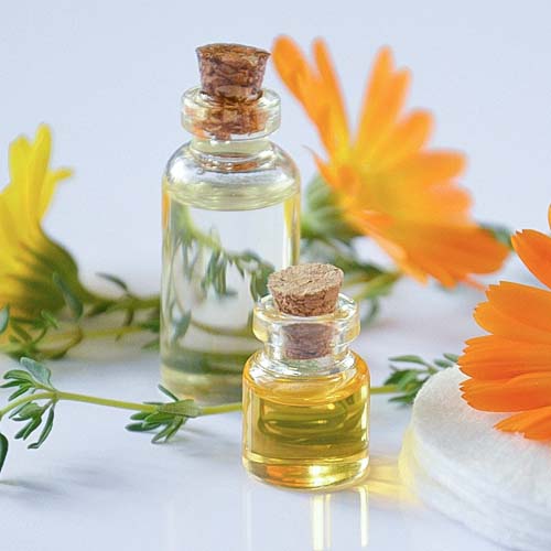 aromathérapie pot de crème composés aromatiques extraits de plantespharmacie du Carrefour