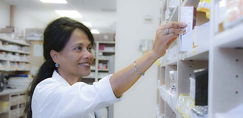 Façade de la Pharmacie de du Carrefour à Fontenay-aux-Roses